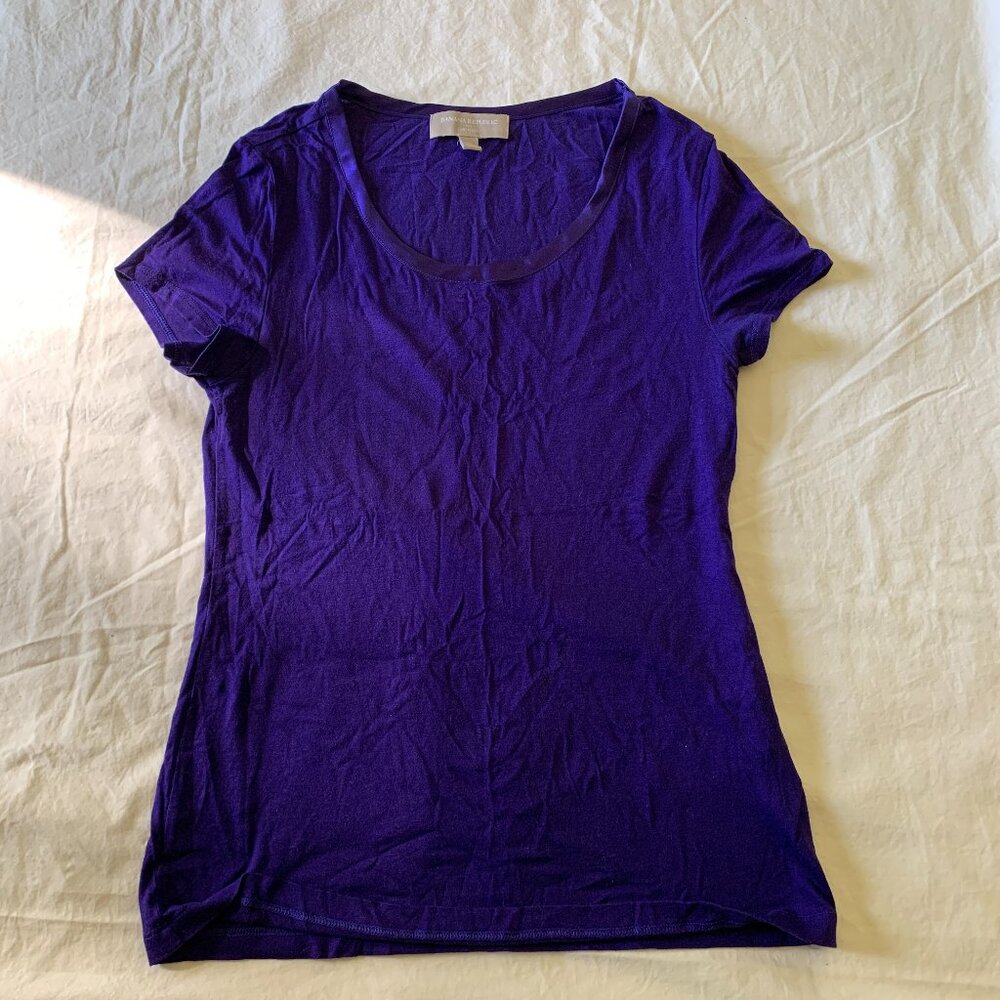 Banana Republic  Crew-Neck T-Shirt